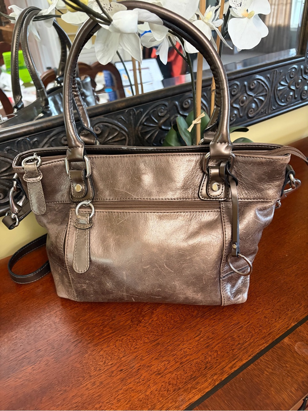 Giani Bernini Metallic Bronze Leather Shoulder/Crossbody Tote